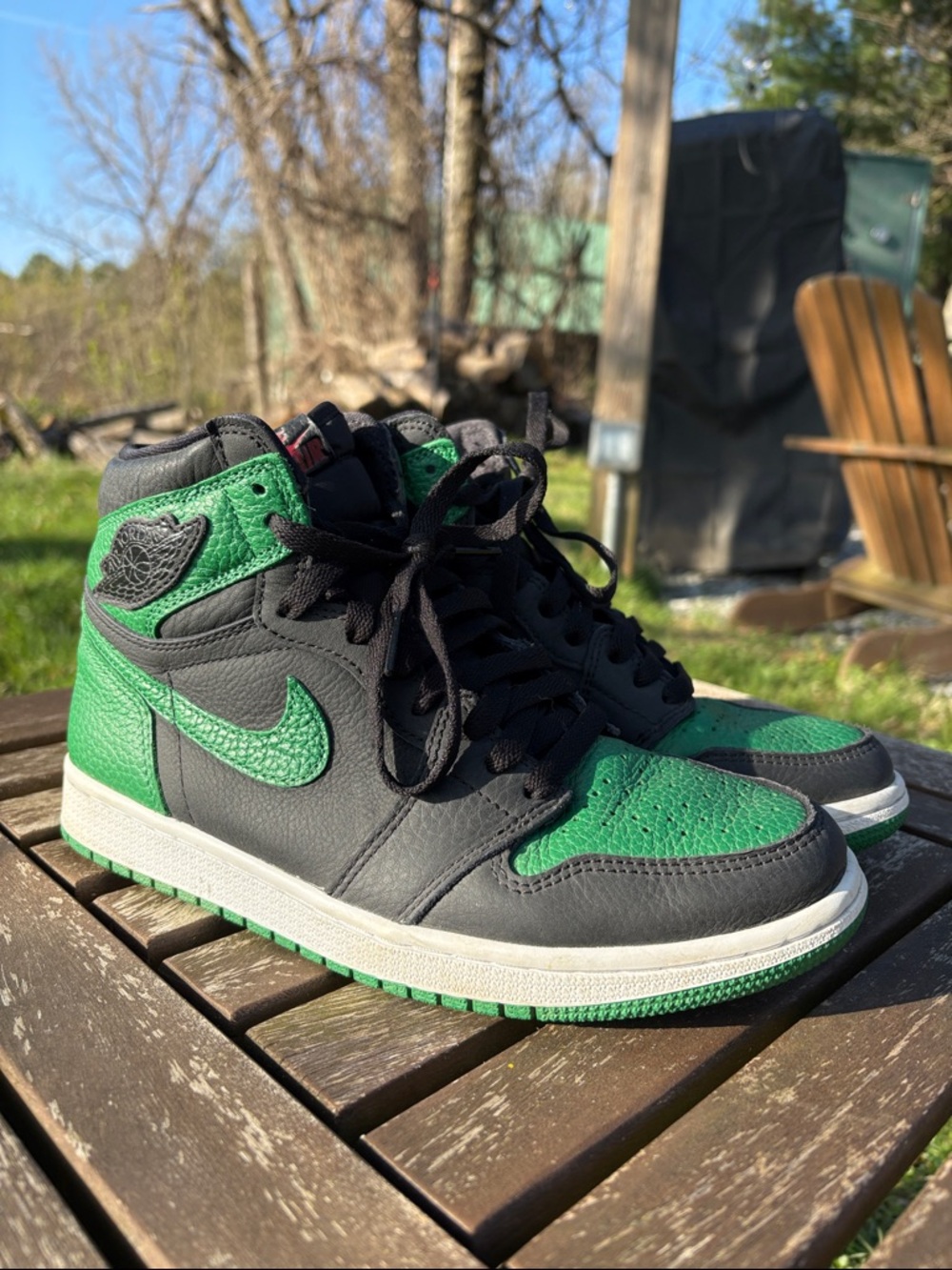 Nike Air Jordan 1 Retro High OG - Black & Green